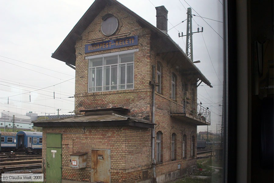 Bahnhof Budapest Keleti - Stellwerk
/ Bild: bfbudapestkeleti_cw0809180100.jpg