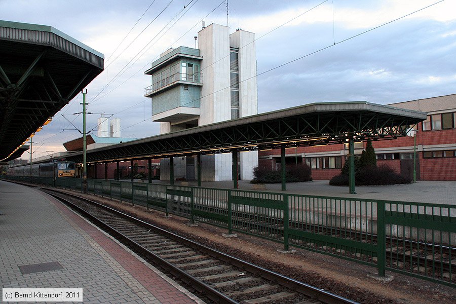 Bahnhof Sopron
/ Bild: bfsopron_bk1103140381.jpg