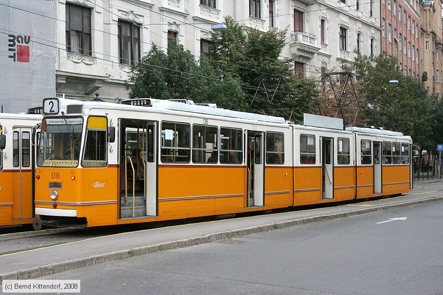 Budapest - Straßenbahn - 1316
/ Bild: budapest1316_bk0809190167.jpg