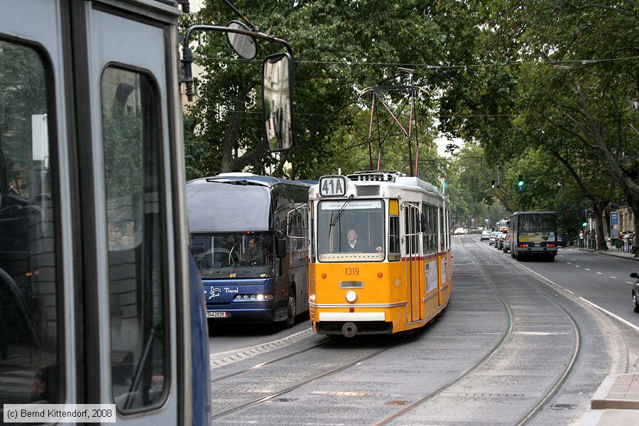 Budapest - Straßenbahn - 1319
/ Bild: budapest1319_bk0809190407.jpg