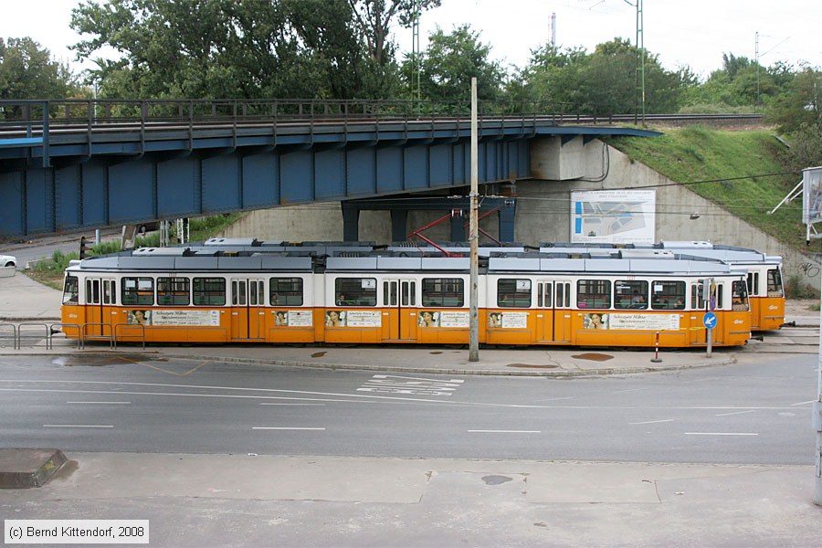 Budapest - Straßenbahn - 1337
/ Bild: budapest1337_bk0809200178.jpg Budapest - Straßenbahn - 1337
/ Bild: budapest1337_bk0809200178.jpg