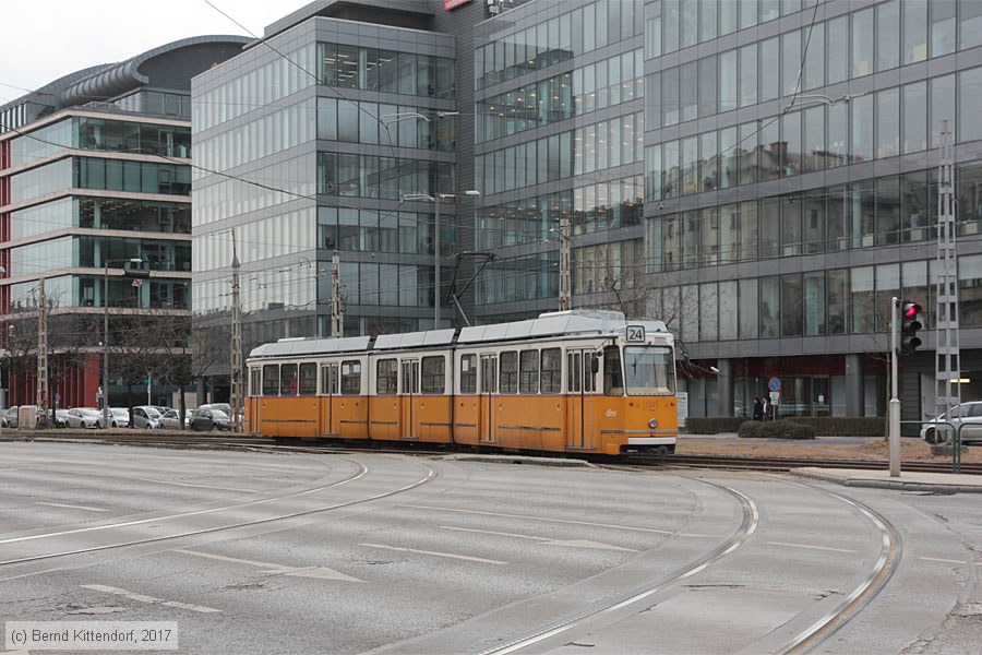 Budapest - Stra&szlig;enbahn - 1345
/ Bild: budapest1345_bk1702270153.jpg