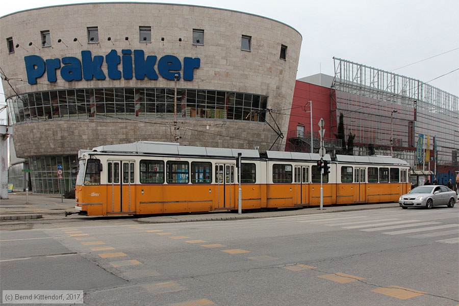 Budapest - Straßenbahn - 1345
/ Bild: budapest1345_bk1703010250.jpg Budapest - Straßenbahn - 1345
/ Bild: budapest1345_bk1703010250.jpg
