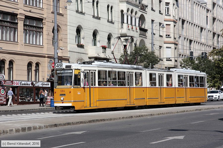 Budapest - Straßenbahn - 1364
/ Bild: budapest1364_bk1608310323.jpg Budapest - Straßenbahn - 1364
/ Bild: budapest1364_bk1608310323.jpg