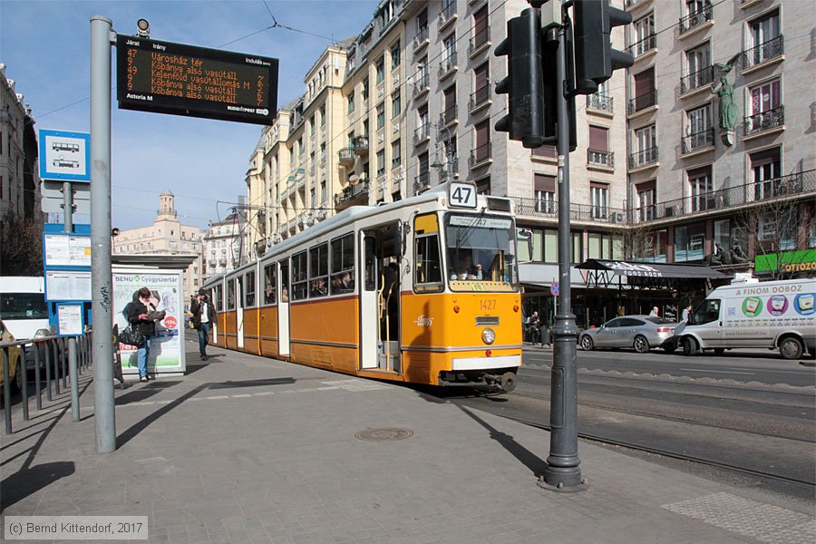 Budapest - Straßenbahn - 1427
/ Bild: budapest1427_bk1702280018.jpg Budapest - Straßenbahn - 1427
/ Bild: budapest1427_bk1702280018.jpg