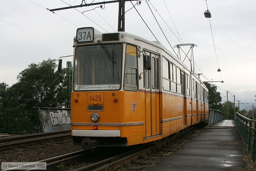 Budapest - Straßenbahn - 1429
/ Bild: budapest1429_bk0809200055.jpg Budapest - Straßenbahn - 1429
/ Bild: budapest1429_bk0809200055.jpg