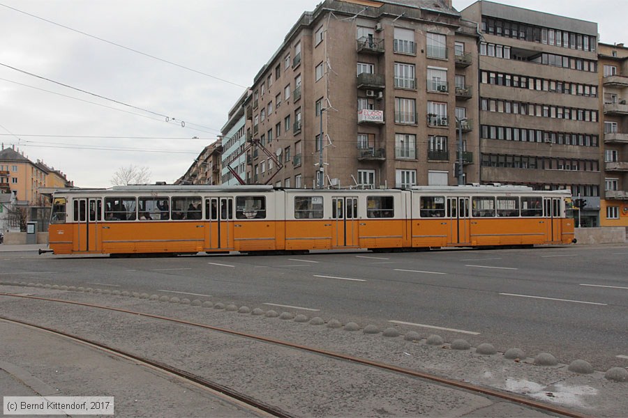 Budapest - Straßenbahn - 1442
/ Bild: budapest1442_bk1702270224.jpg Budapest - Straßenbahn - 1442
/ Bild: budapest1442_bk1702270224.jpg