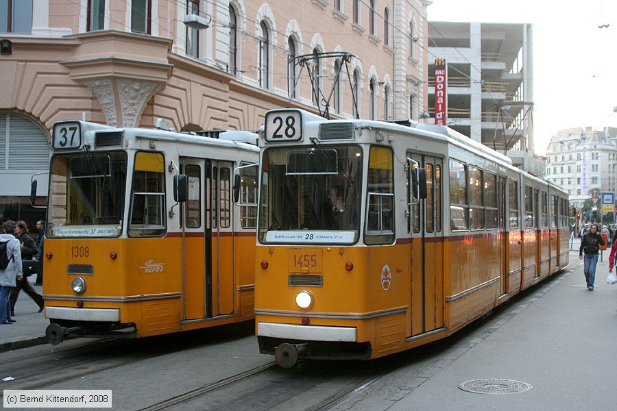 Budapest - Straßenbahn - 1455
/ Bild: budapest1455_bk0809180442.jpg