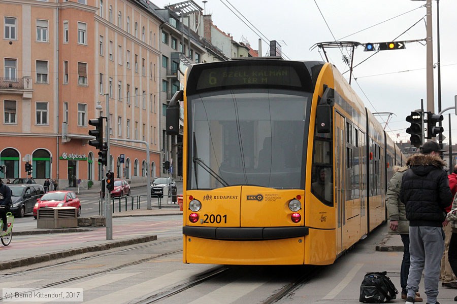 Budapest - Stra&szlig;enbahn - 2001
/ Bild: budapest2001_bk1702260057.jpg