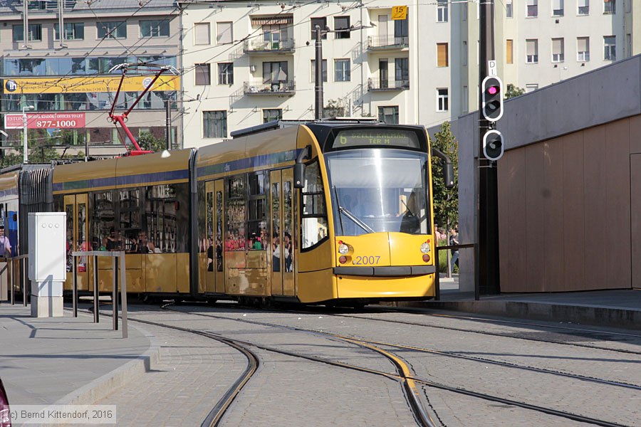 Budapest - Stra&szlig;enbahn - 2007
/ Bild: budapest2007_bk1608310537.jpg