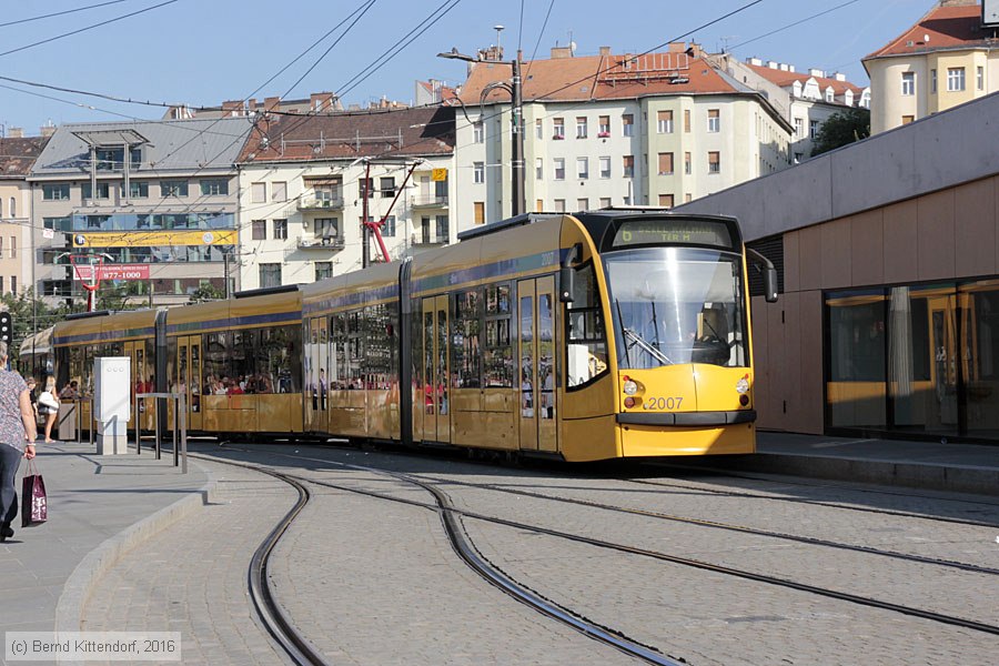 Budapest - Stra&szlig;enbahn - 2007
/ Bild: budapest2007_bk1608310538.jpg