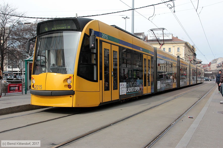 Budapest - Straßenbahn - 2015
/ Bild: budapest2015_bk1702260042.jpg Budapest - Straßenbahn - 2015
/ Bild: budapest2015_bk1702260042.jpg