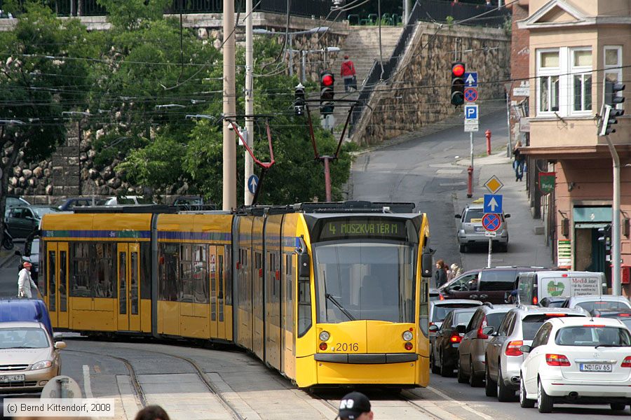 Budapest - Straßenbahn - 2016
/ Bild: budapest2016_bk0809190177.jpg Budapest - Straßenbahn - 2016
/ Bild: budapest2016_bk0809190177.jpg