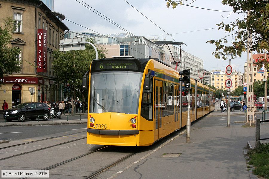 Budapest - Straßenbahn - 2025
/ Bild: budapest2025_bk0809190256.jpg