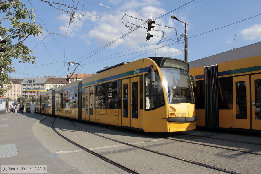 Budapest - Straßenbahn - 2029
/ Bild: budapest2029_bk1608310542.jpg