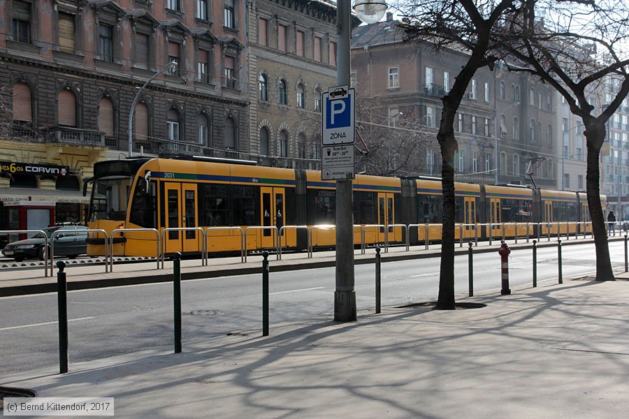 Budapest - Straßenbahn - 2031
/ Bild: budapest2031_bk1702270087.jpg