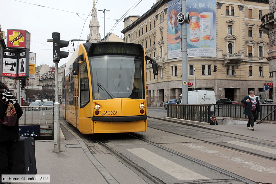 Budapest - Straßenbahn - 2032
/ Bild: budapest2032_bk1703010006.jpg