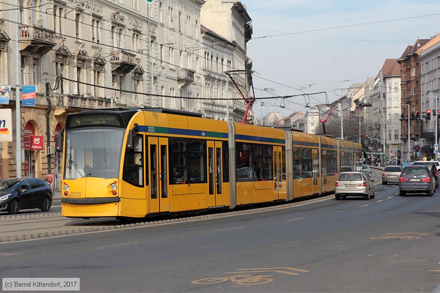 Budapest - Straßenbahn - 2033
/ Bild: budapest2033_bk1702270106.jpg