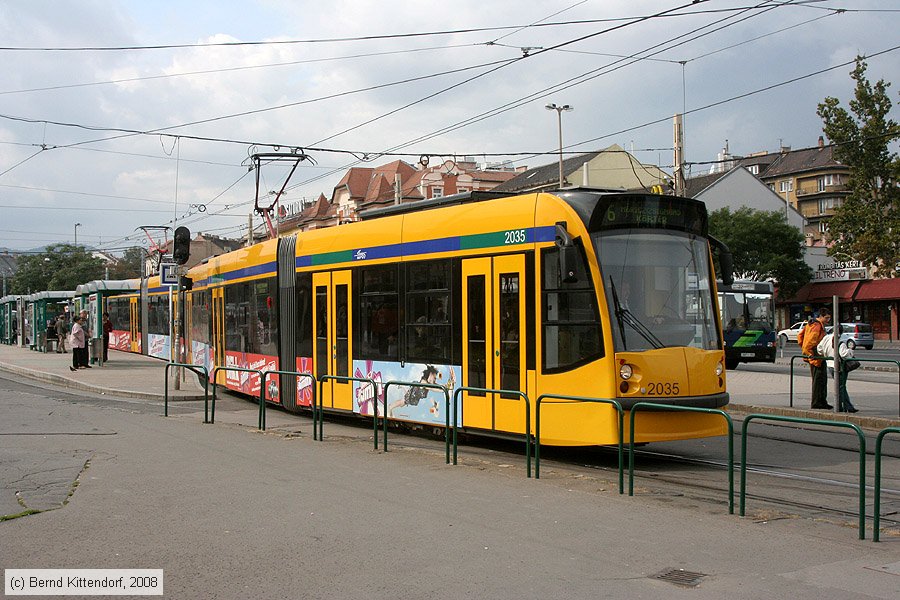 Budapest - Straßenbahn - 2035
/ Bild: budapest2035_bk0809190241.jpg