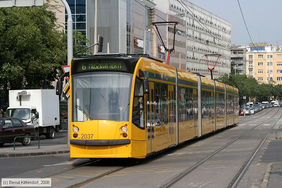 Budapest - Straßenbahn - 2037
/ Bild: budapest2037_bk0809190260.jpg