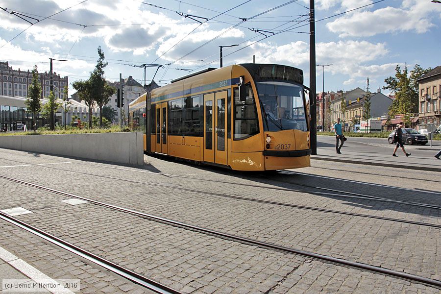 Budapest - Straßenbahn - 2037
/ Bild: budapest2037_bk1608310464.jpg