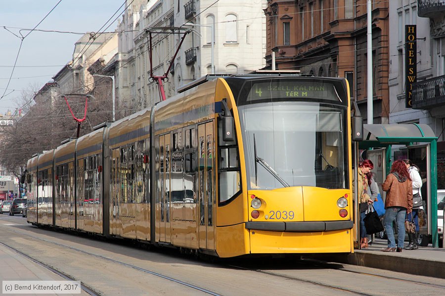 Budapest - Straßenbahn - 2039
/ Bild: budapest2039_bk1702270092.jpg