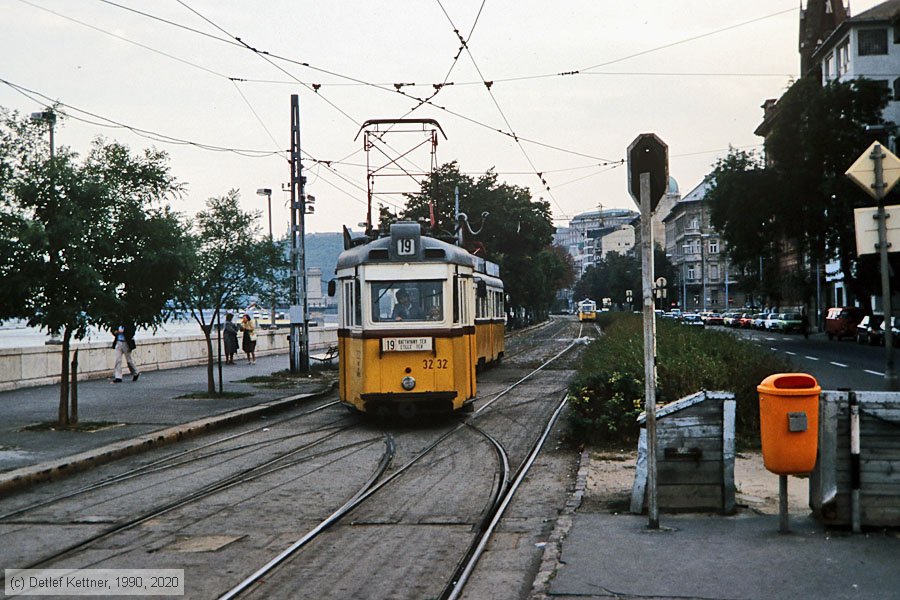 Budapest - Straßenbahn - 3232
/ Bild: budapest3232_st007366.jpg