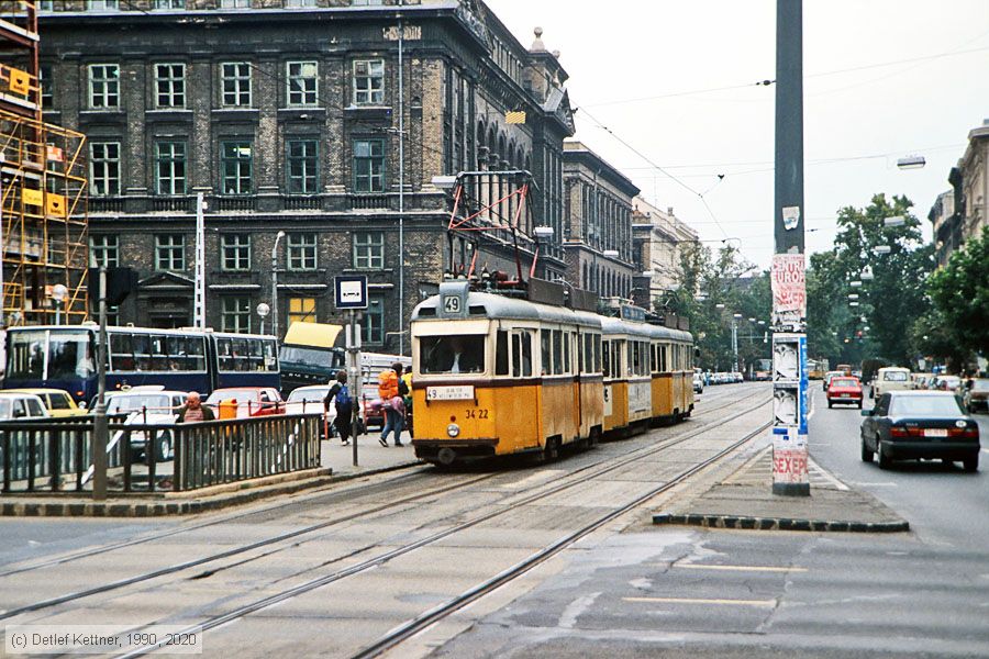Budapest - Straßenbahn - 3422
/ Bild: budapest3422_st007355.jpg Budapest - Straßenbahn - 3422
/ Bild: budapest3422_st007355.jpg