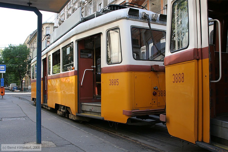 Budapest - Straßenbahn - 3885
/ Bild: budapest3885_bk0809200292.jpg
