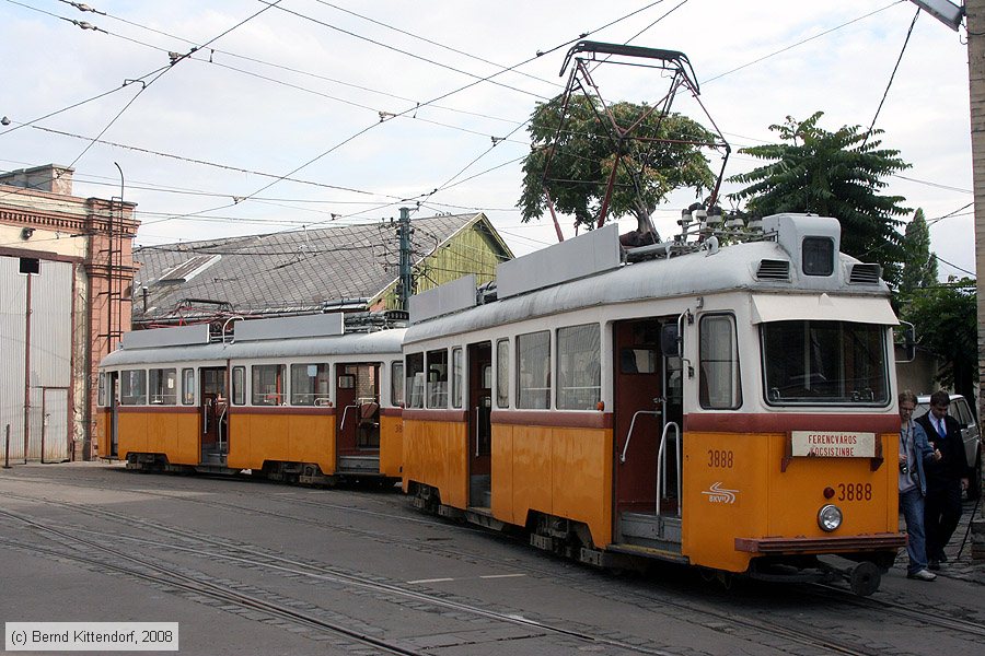 Budapest - Straßenbahn - 3888
/ Bild: budapest3888_bk0809200279.jpg