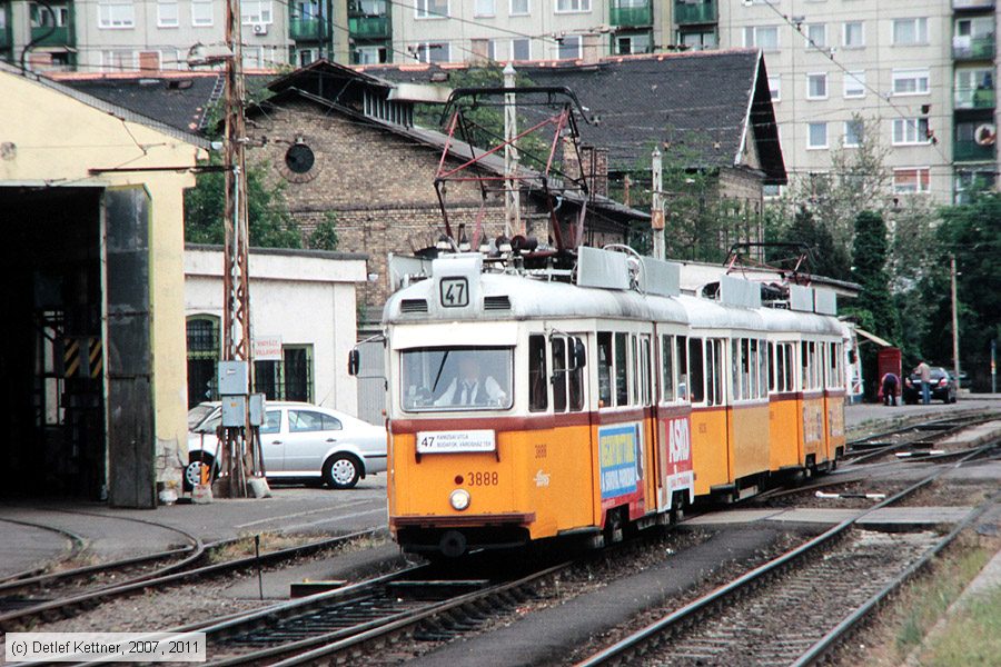 Budapest - Straßenbahn - 3888
/ Bild: budapest3888_dk153811.jpg Budapest - Straßenbahn - 3888
/ Bild: budapest3888_dk153811.jpg