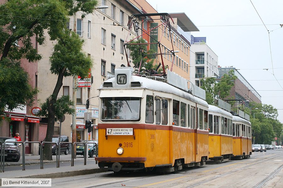 Budapest - Straßenbahn - 3816
/ Bild: budapest3816_bk0708090479.jpg
