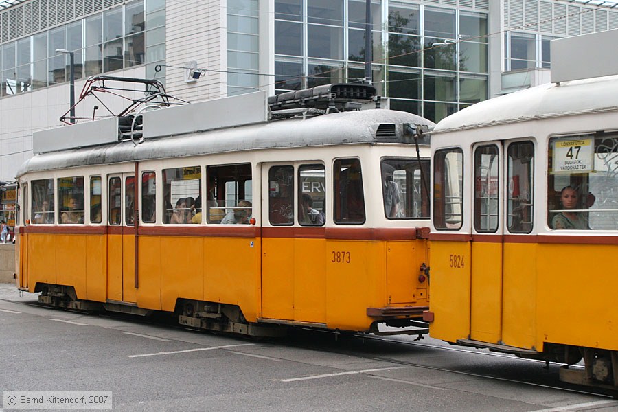 Budapest - Straßenbahn - 3873
/ Bild: budapest3873_bk0708090435.jpg