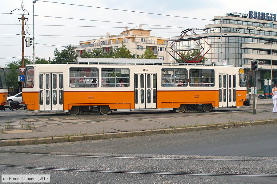 Budapest - Straßenbahn - 4057
/ Bild: budapest4057_bk0708090334.jpg Budapest - Straßenbahn - 4057
/ Bild: budapest4057_bk0708090334.jpg