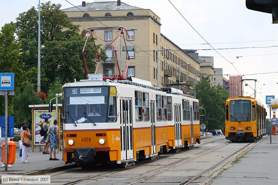 Budapest - Straßenbahn - 4058
/ Bild: budapest4058_bk0708090291.jpg Budapest - Straßenbahn - 4058
/ Bild: budapest4058_bk0708090291.jpg