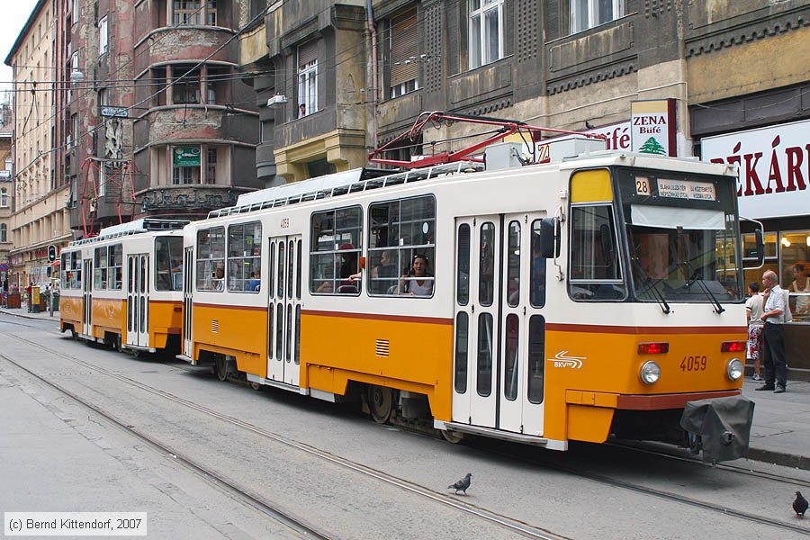 Budapest - Straßenbahn - 4059
/ Bild: budapest4059_bk0708090363.jpg Budapest - Straßenbahn - 4059
/ Bild: budapest4059_bk0708090363.jpg