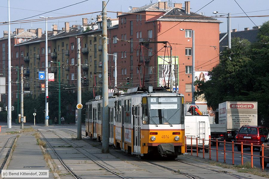 Budapest - Straßenbahn - 4074
/ Bild: budapest4074_bk0809190037.jpg Budapest - Straßenbahn - 4074
/ Bild: budapest4074_bk0809190037.jpg
