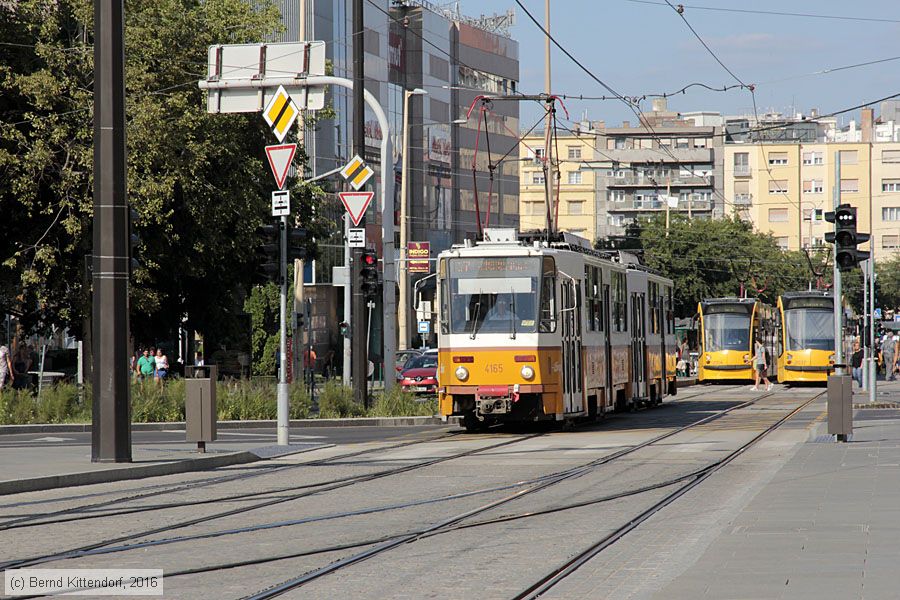 Budapest - Straßenbahn - 4165
/ Bild: budapest4165_bk1608310467.jpg