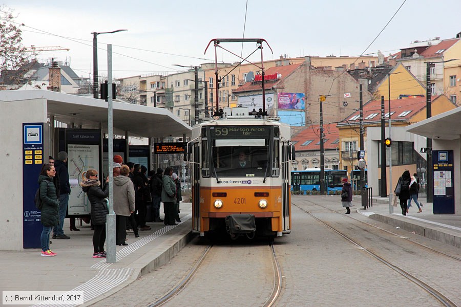 Budapest - Straßenbahn - 4201
/ Bild: budapest4201_bk1702260063.jpg