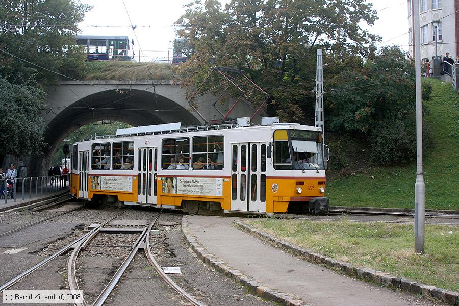 Budapest - Straßenbahn - 4225
/ Bild: budapest4225_bk0809190280.jpg