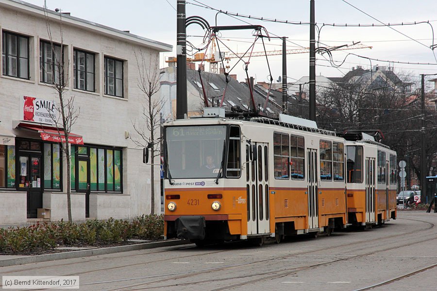 Budapest - Straßenbahn - 4231
/ Bild: budapest4231_bk1702260088.jpg Budapest - Straßenbahn - 4231
/ Bild: budapest4231_bk1702260088.jpg