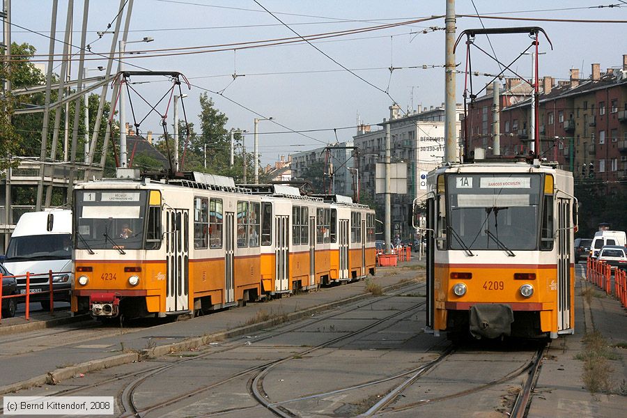 Budapest - Straßenbahn - 4234
/ Bild: budapest4234_bk0809190021.jpg