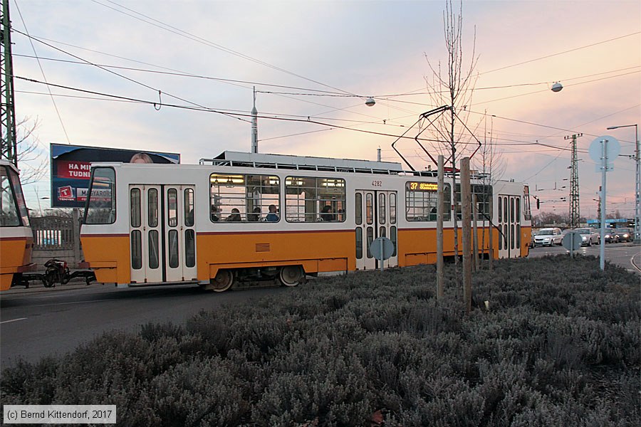 Budapest - Straßenbahn - 4282
/ Bild: budapest4282_bk1703010496.jpg