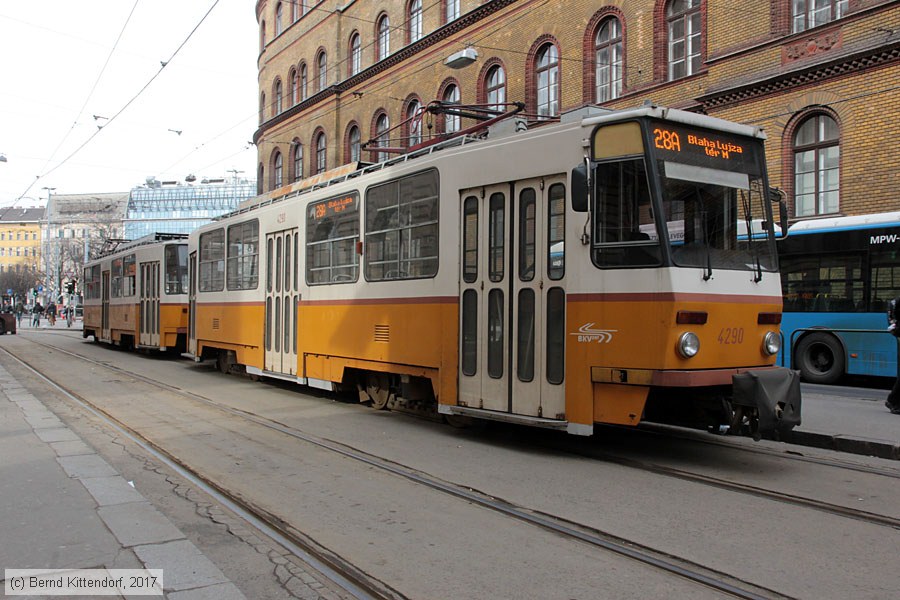 Budapest - Straßenbahn - 4290
/ Bild: budapest4290_bk1702260034.jpg Budapest - Straßenbahn - 4290
/ Bild: budapest4290_bk1702260034.jpg