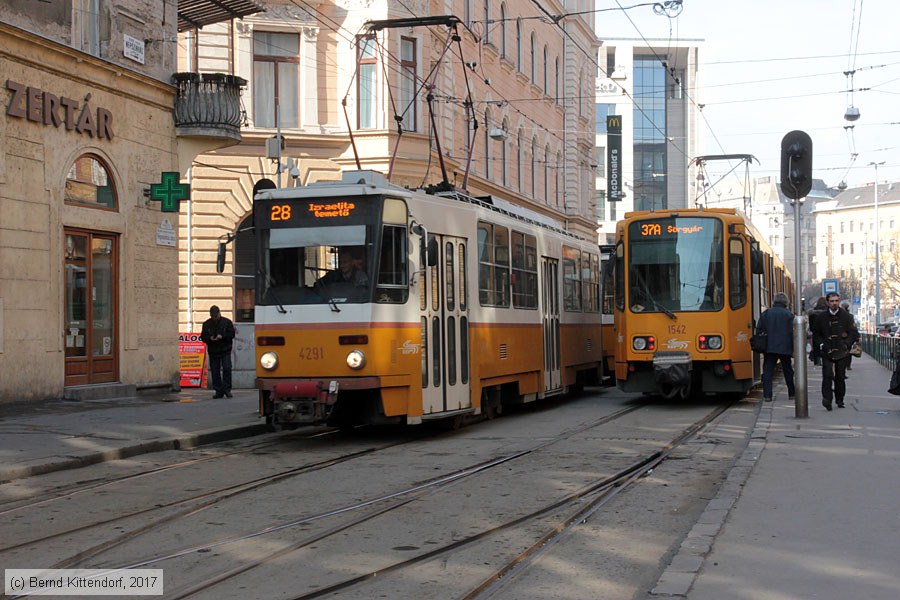 Budapest - Straßenbahn - 4291
/ Bild: budapest4291_bk1702270011.jpg