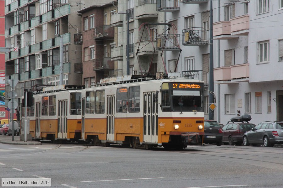 Budapest - Straßenbahn - 4335
/ Bild: budapest4335_bk1702270234.jpg Budapest - Straßenbahn - 4335
/ Bild: budapest4335_bk1702270234.jpg