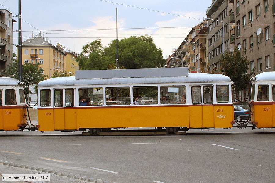 Budapest - Straßenbahn - 6044
/ Bild: budapest6044_bk0708090420.jpg Budapest - Straßenbahn - 6044
/ Bild: budapest6044_bk0708090420.jpg