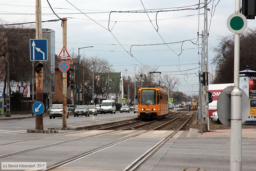 Budapest - Straßenbahn - 1510
/ Bild: budapest1510_bk1702280356.jpg Budapest - Straßenbahn - 1510
/ Bild: budapest1510_bk1702280356.jpg
