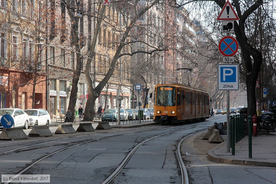Budapest - Straßenbahn - 1548
/ Bild: budapest1548_bk1702270030.jpg Budapest - Straßenbahn - 1548
/ Bild: budapest1548_bk1702270030.jpg