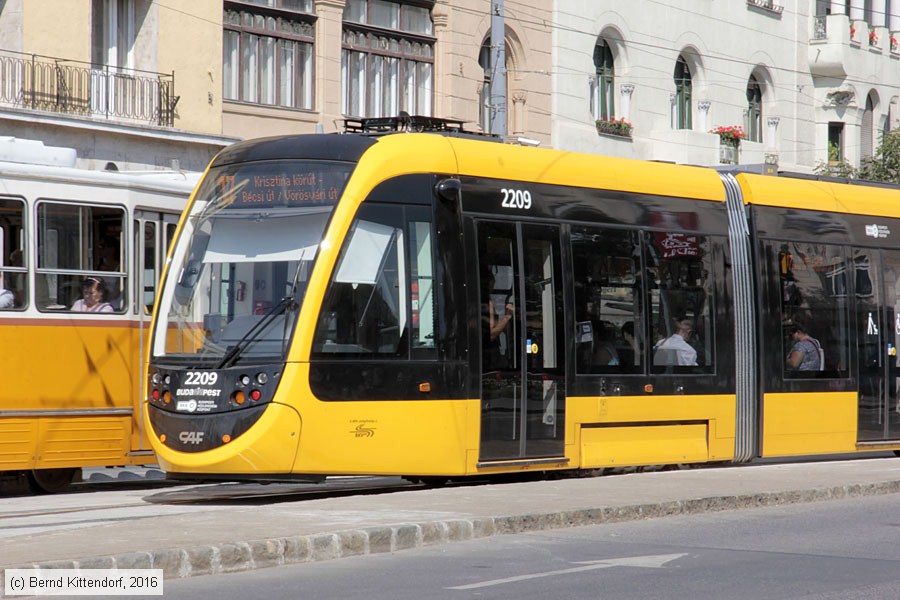 Budapest - Straßenbahn - 2209
/ Bild: budapest2209_bk1608310285.jpg